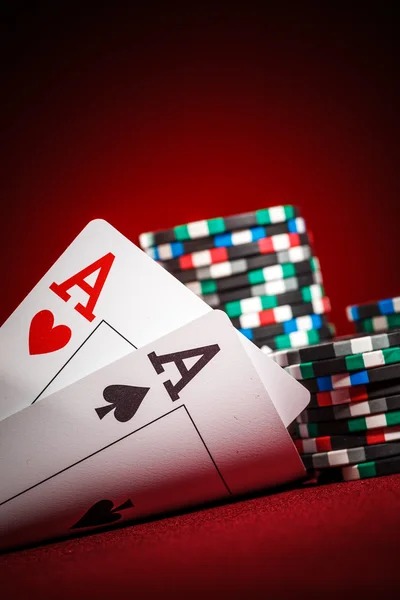 Andar Bahar game interface showing left and right card positions